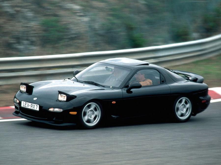  Mazda RX-7 (FD) 1991 года  (фото 8 из 16)